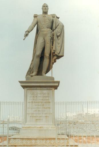 Pietrarsa - statua di Ferdinando II